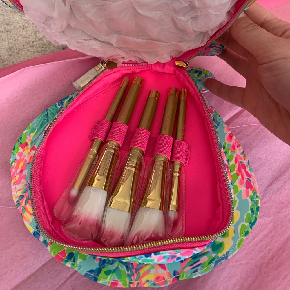 Brand new lilly pulitzer make up brush set